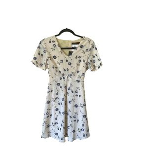 Women Floral Dress-Short Sleeves-Belted fit-Flare